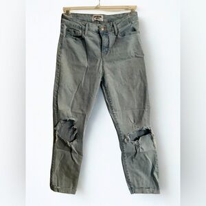 Levi's Distressed Boyfriend Jeans